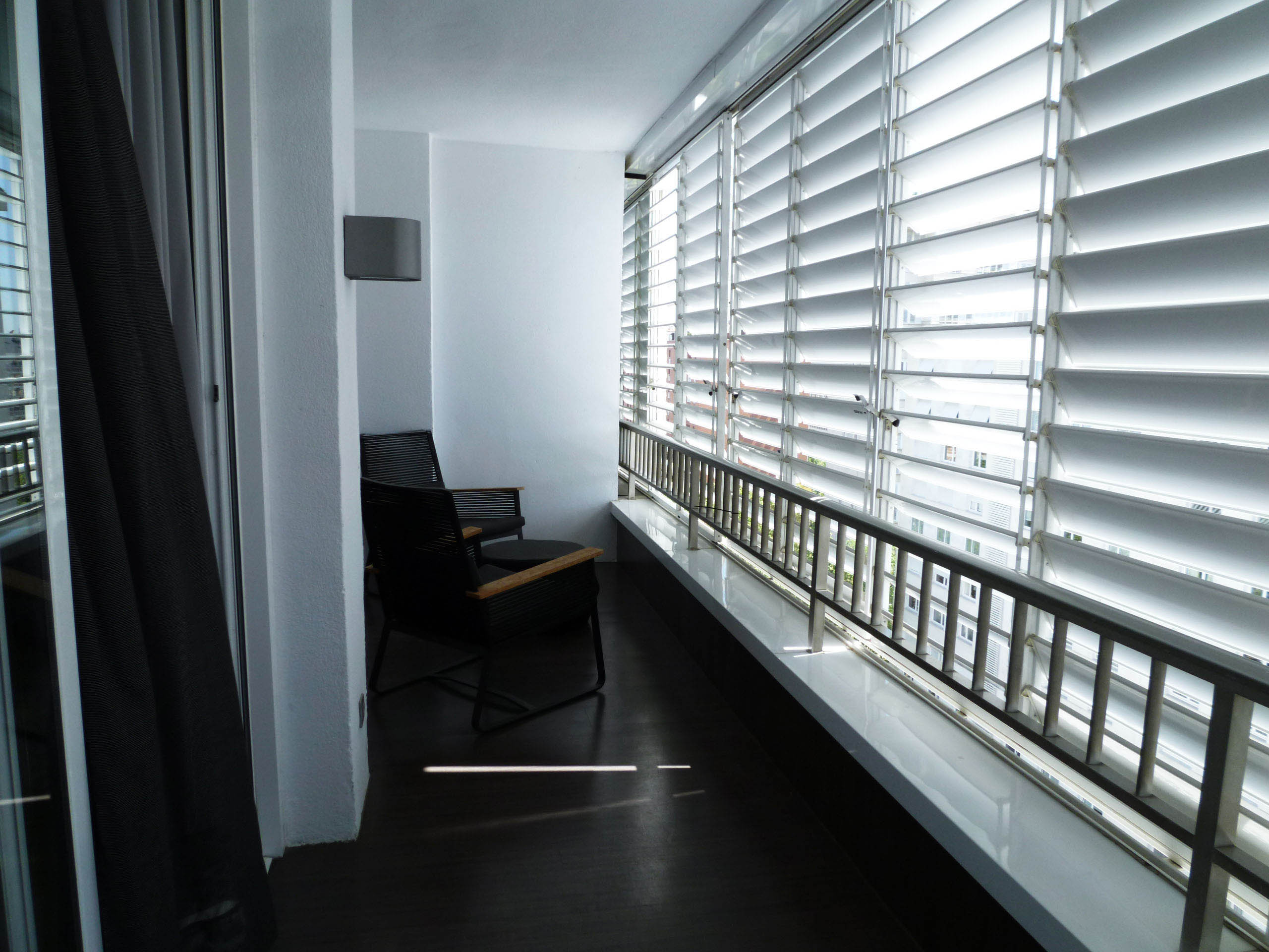 Sliding Louvered Shutters In Barcelona [394] | Filt3rs